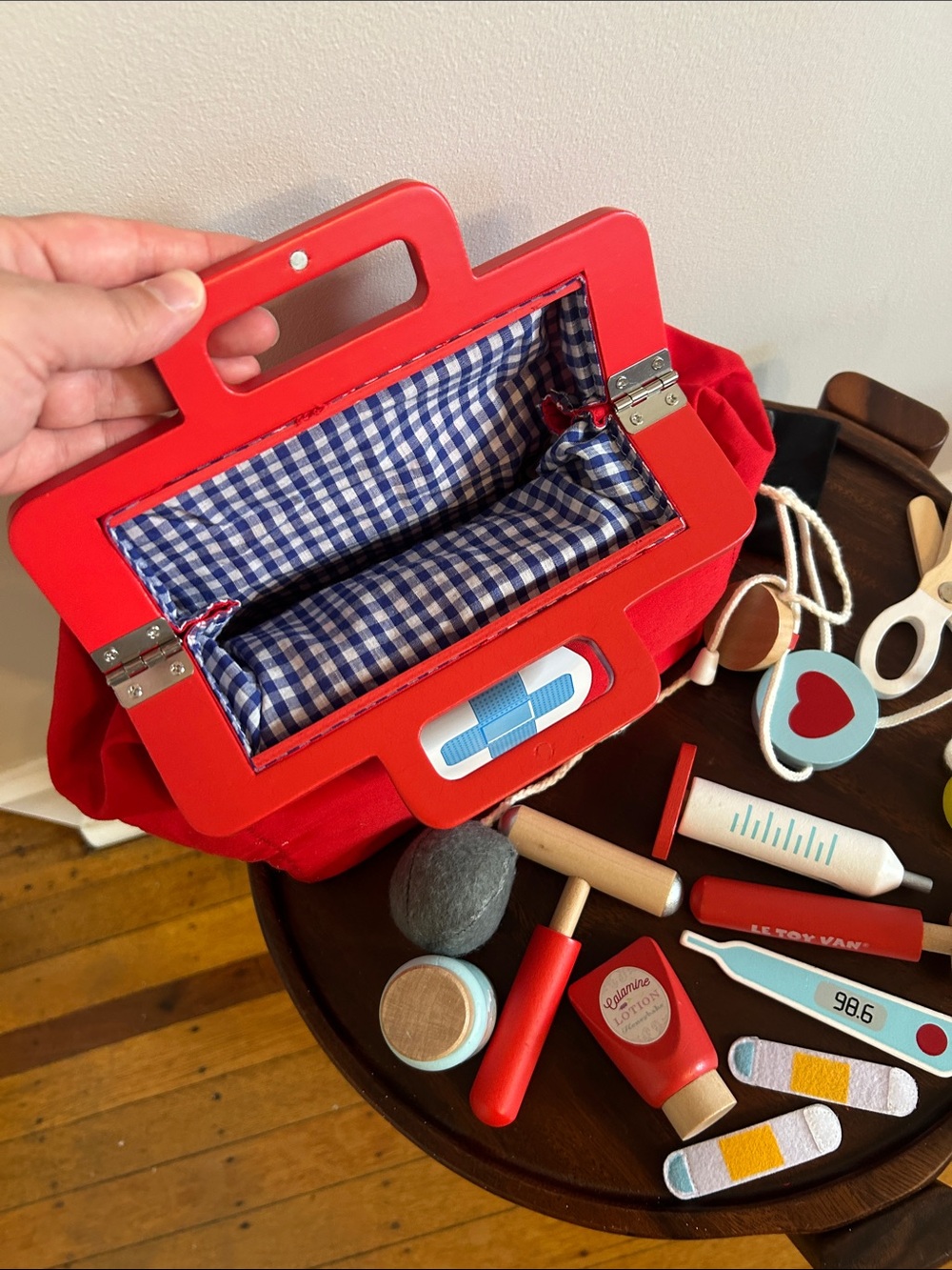 Le Toy Van Red Toy Doctor Bag with Accessories - Picture 2 of 4